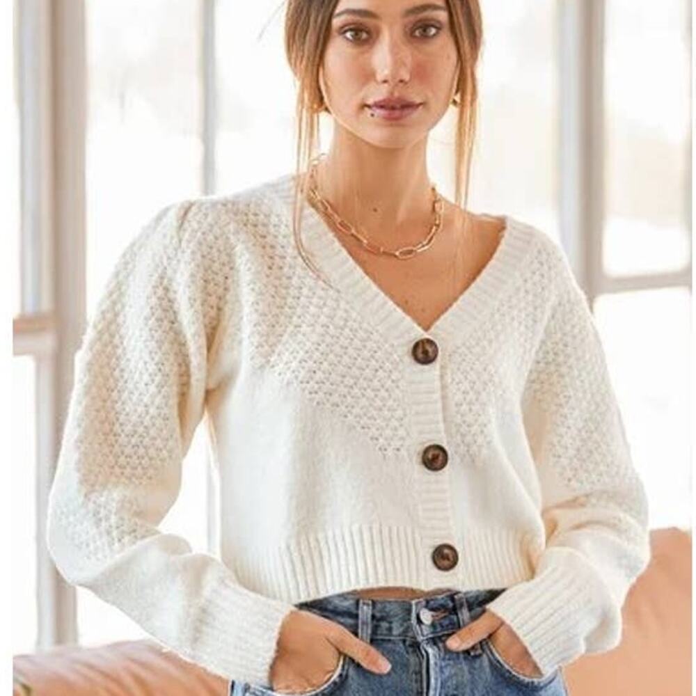 NWOT Lulus Warming Up to You Off White Knit Cropped Cardigan Sweater Women M